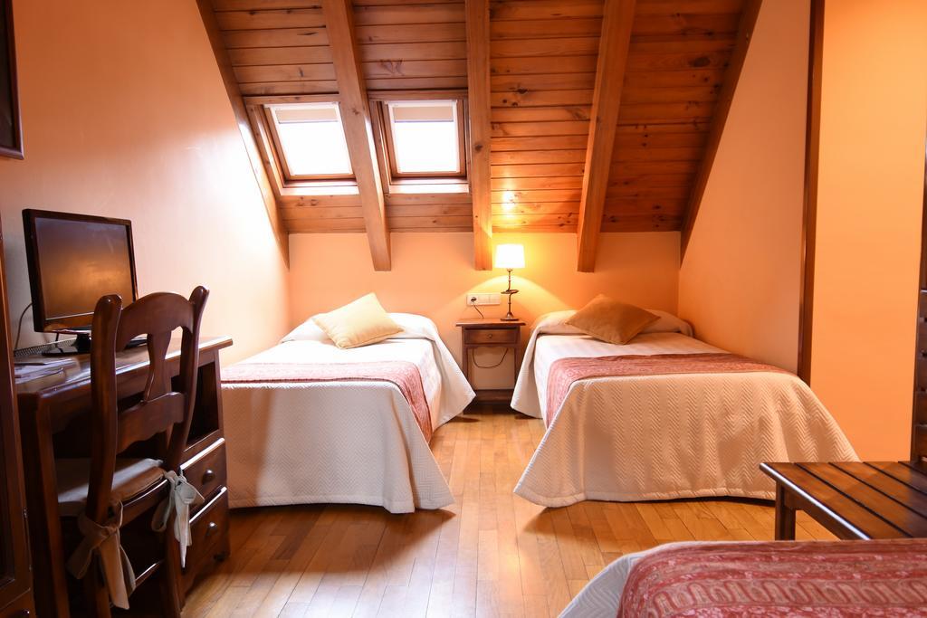 Eth Pomer Vielha Habitación foto